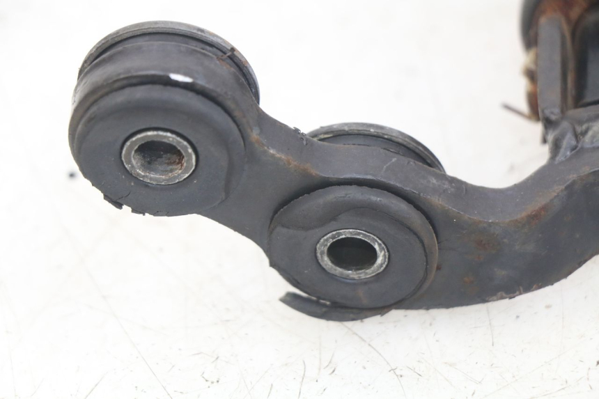 photo de REPOSE-PIED AVANT GAUCHE HONDA CM 125 (1983 - 2003) - État de surface