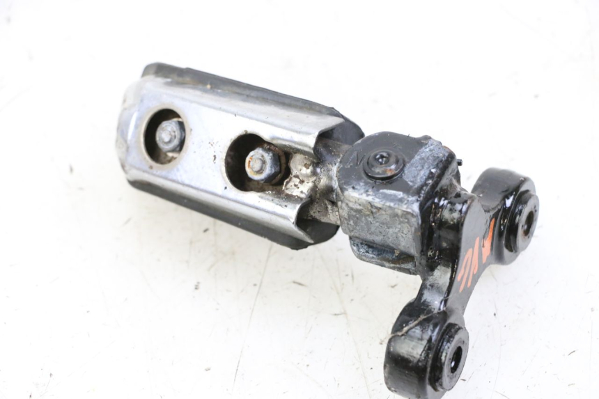 photo de CALE PIED AVANT GAUCHE YAMAHA FJ 36Y 1100 (1984 - 1985) - Détail de la pièce