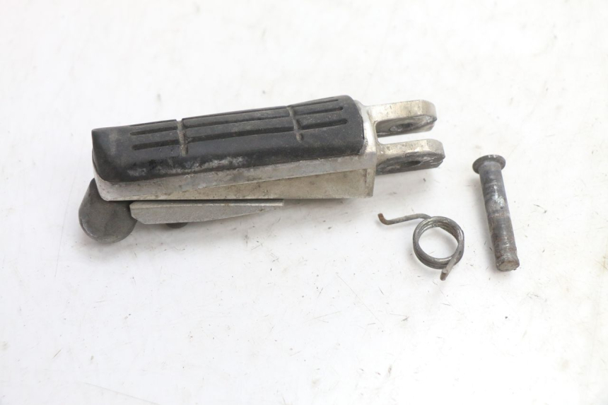 photo de CALE PIED AVANT GAUCHE YAMAHA FJR 1300 (2001 - 2005) - Vue principale