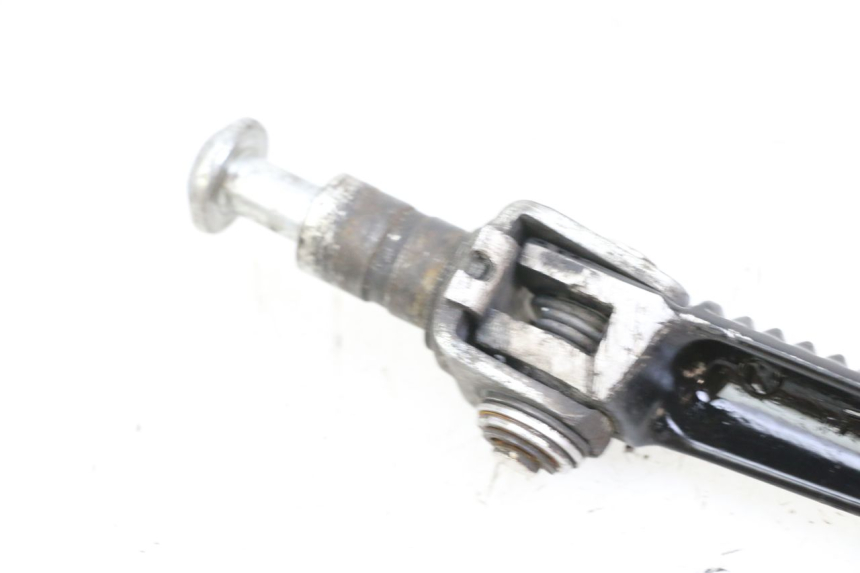 photo de CALE PIED AVANT GAUCHE YAMAHA FZ1 FAZER 1000 (2007 - 2009) - Zoom état d’usage