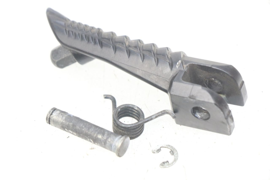 photo de CALE PIED AVANT GAUCHE SUZUKI GSX-R GSXR 750 (2011 - 2016) - Zoom état d’usage