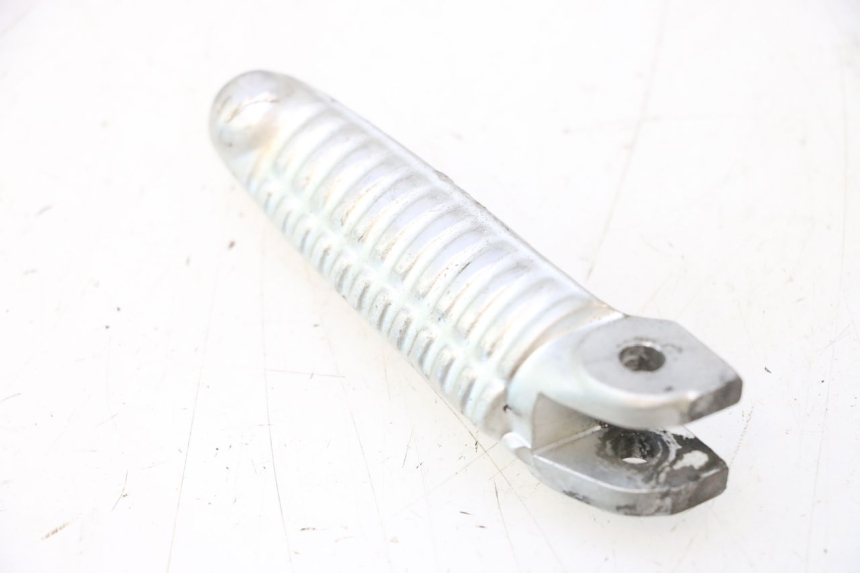 photo de CALE PIED AVANT GAUCHE DUCATI SS IE DS CARENEE 1000 (2002 - 2006) - Gros plan technique