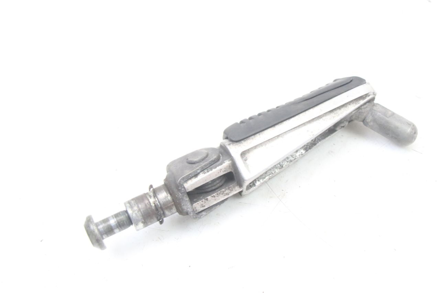 photo de CALE PIED AVANT GAUCHE YAMAHA FZS FAZER 600 (2001 - 2003) - Autre angle de vue