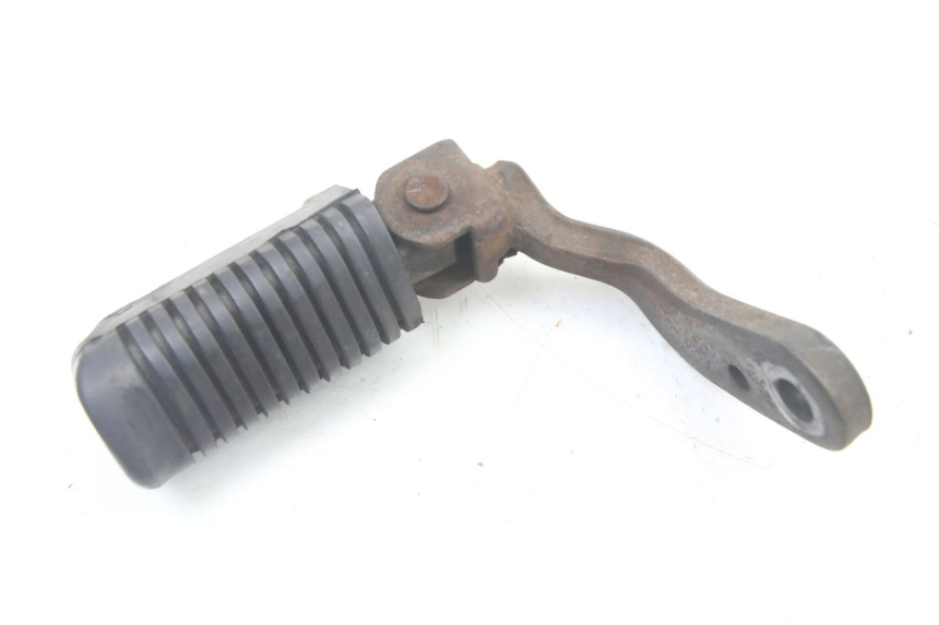 photo de CALE PIED AVANT GAUCHE YAMAHA SR 125 (1982 - 2003) - Vue principale
