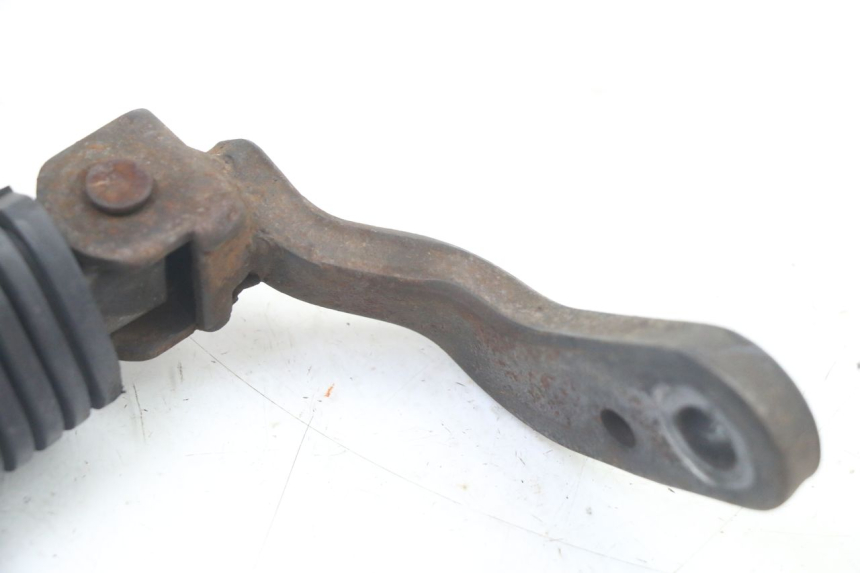 photo de CALE PIED AVANT GAUCHE YAMAHA SR 125 (1982 - 2003) - Zoom état d’usage