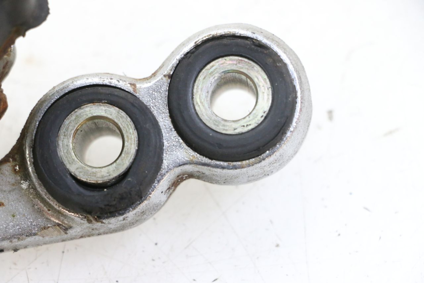 photo de CALE PIED AVANT GAUCHE YAMAHA XV VIRAGO 535 (1988 - 2004) - Détail de la pièce