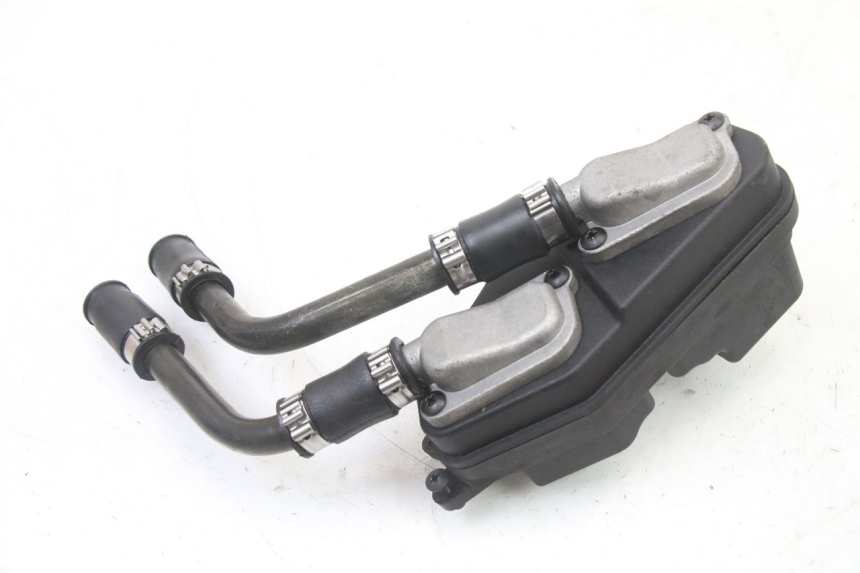photo de CANISTER PIAGGIO NRG POWER PUREJET 50 (2018 - 2021) - Zoom état d’usage