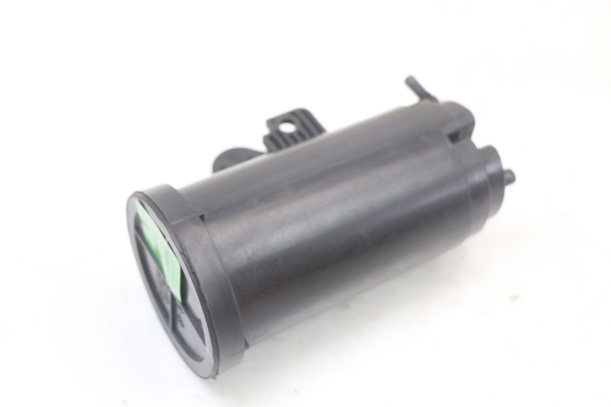 photo de CANISTER ROYAL ENFIELD SCRAM 411 (2022 - 2024) - Gros plan technique