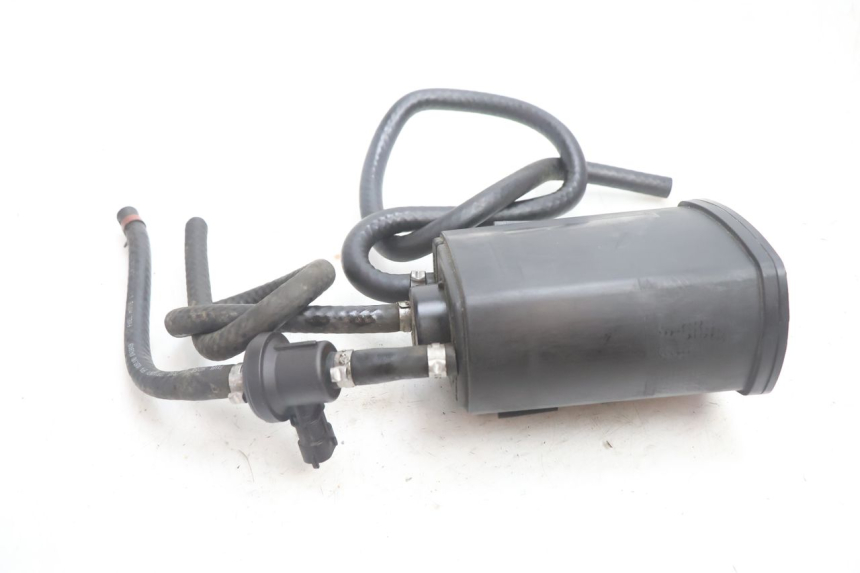 photo de CANISTER CAN-AM SPYDER RS 1000 (2008 - 2012) - Gros plan technique