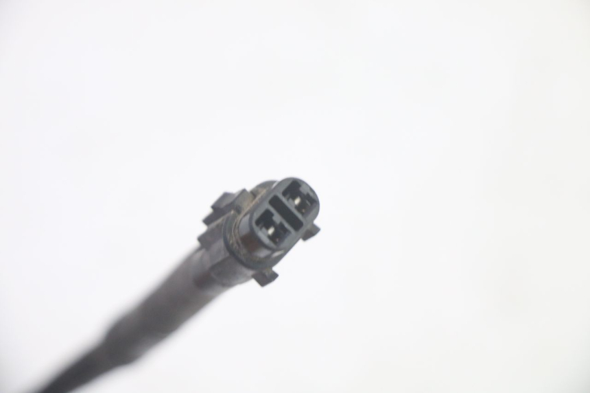 photo de CAPTEUR ABS ARRIERE YAMAHA FJR ABS 1300 (2006 - 2012) - Gros plan technique