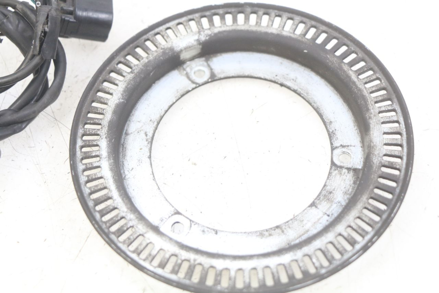 photo de CAPTEUR ABS ARRIERE HONDA FJS SILVERWING SILVER WING 400 (2009 - 2016) - Vue d’ensemble