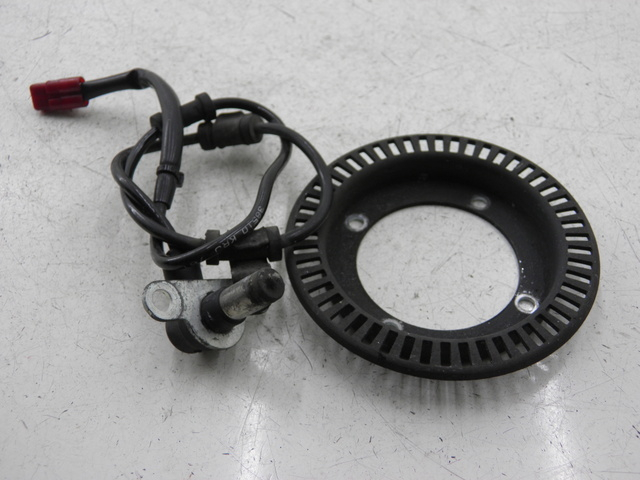 photo de CAPTEUR ABS ARRIERE HONDA FES S-WING SWING ABS 125 (2007 - 2015) - Autre angle de vue