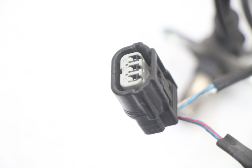 photo de CAPTEUR ABS ARRIERE HONDA SH i 300 (2015 - 2020) - Gros plan technique