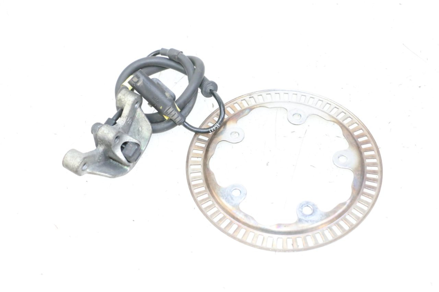 photo de CAPTEUR ABS ARRIERE PIAGGIO MP3 500 (2014 - 2017) - Gros plan technique