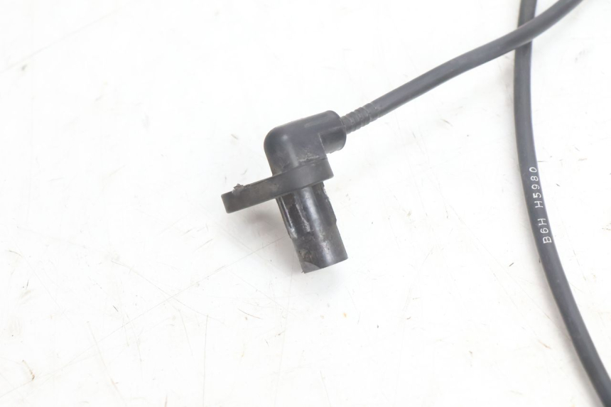 photo de CAPTEUR ABS ARRIERE YAMAHA N-MAX NMAX 125 (2021 - 2024) - Autre angle de vue