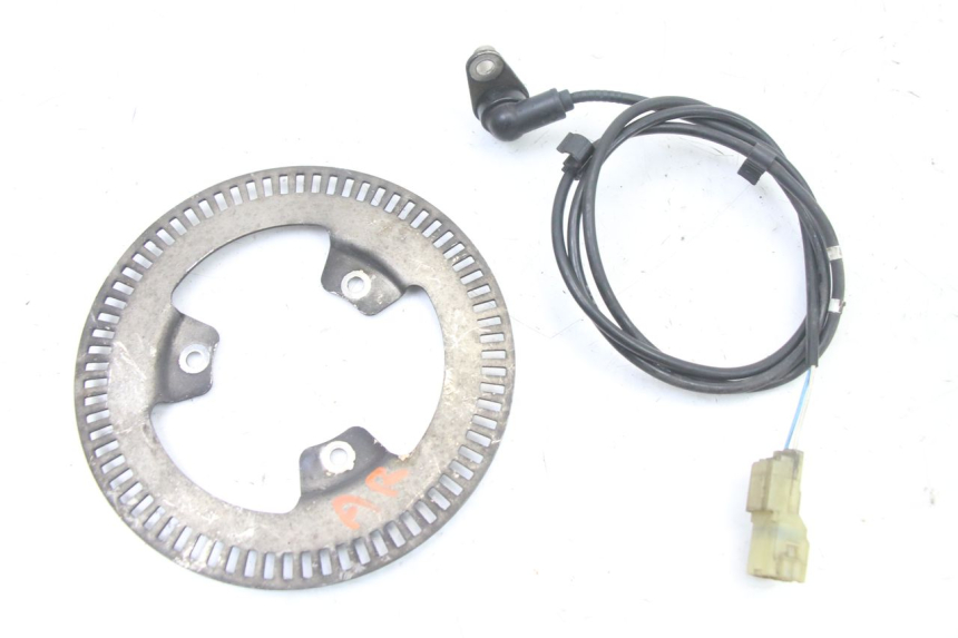 photo de CAPTEUR ABS ARRIERE PEUGEOT SATELIS 125 (2013 - 2018) - Détail de la pièce