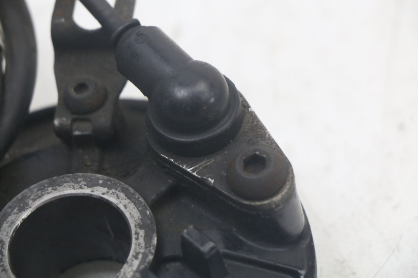 photo de CAPTEUR ABS ARRIERE YAMAHA TDM ABS 900 (2002 - 2014) - Zoom état d’usage