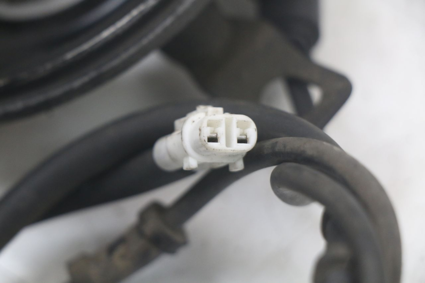 photo de CAPTEUR ABS ARRIERE YAMAHA TDM ABS 900 (2002 - 2014) - État de surface