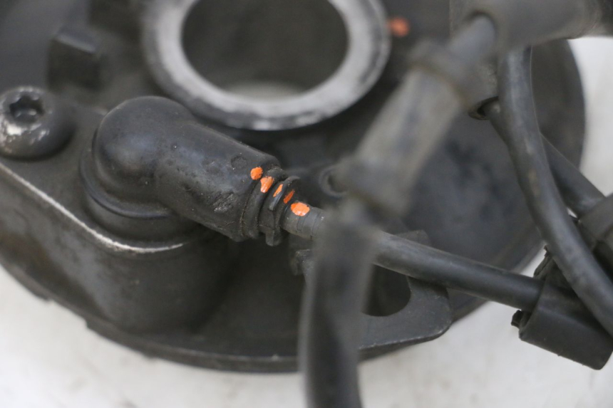 photo de CAPTEUR ABS ARRIERE YAMAHA TDM ABS 900 (2002 - 2014) - Vue d’ensemble