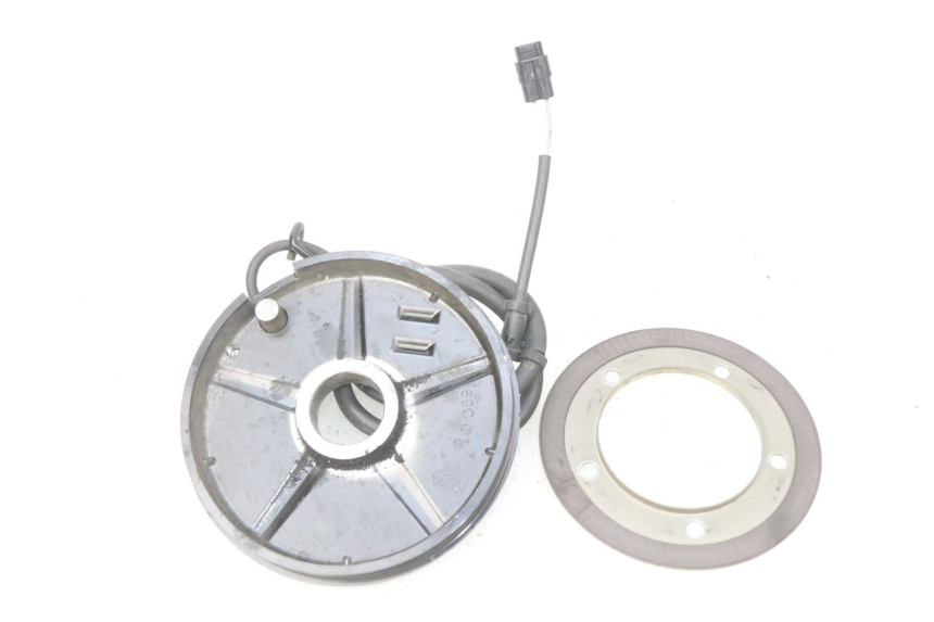 photo de CAPTEUR ABS ARRIERE YAMAHA XP T-MAX TMAX ABS 530 (2012 - 2015) - Zoom état d’usage