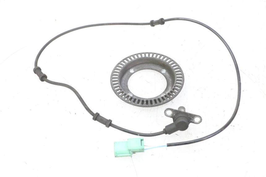 photo de CAPTEUR ABS AVANT HONDA FES S-WING SWING ABS 125 (2007 - 2015) - Points de fixation