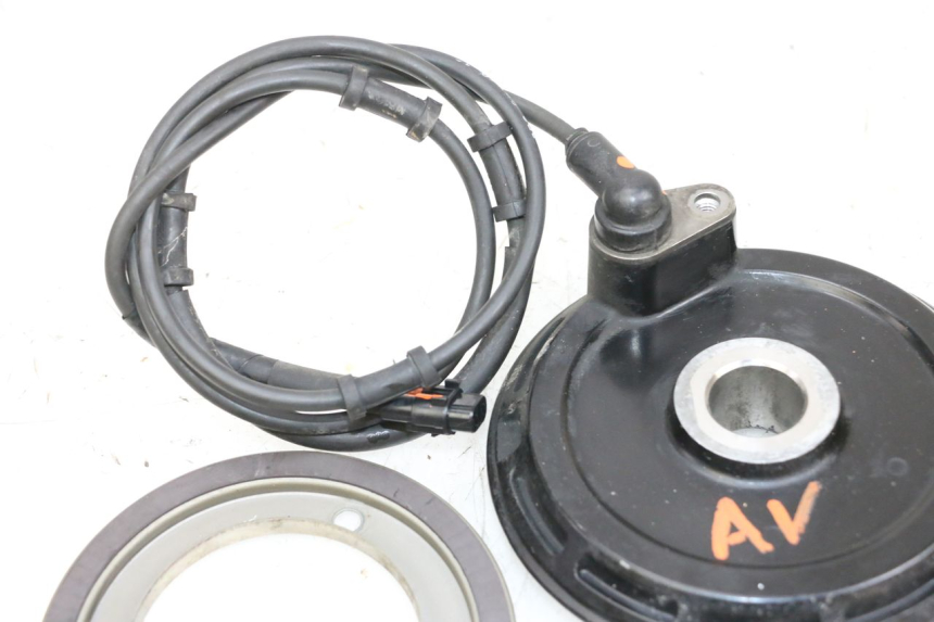 photo de CAPTEUR ABS AVANT YAMAHA FJR ABS 1300 (2006 - 2012) - Points de fixation