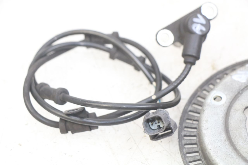 photo de CAPTEUR ABS AVANT HONDA FJS SILVERWING SILVER WING 400 (2009 - 2016) - Zoom état d’usage