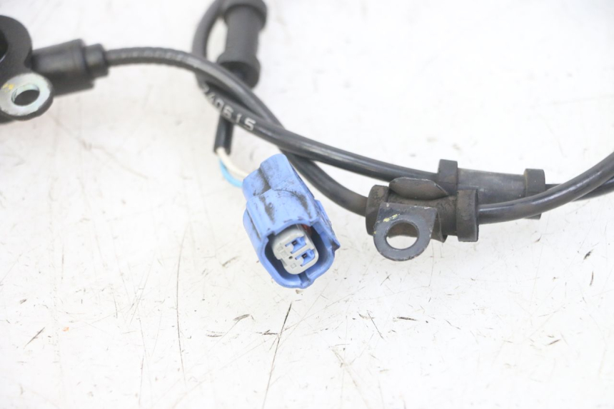 photo de CAPTEUR ABS AVANT HONDA FORZA ABS 300 (2013 - 2017) - Vue d’ensemble