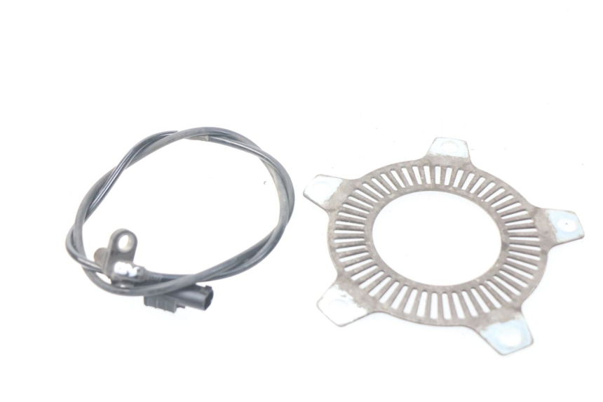 photo de CAPTEUR ABS AVANT SYM GTS EFI ABS 125 (2012 - 2016) - Autre angle de vue