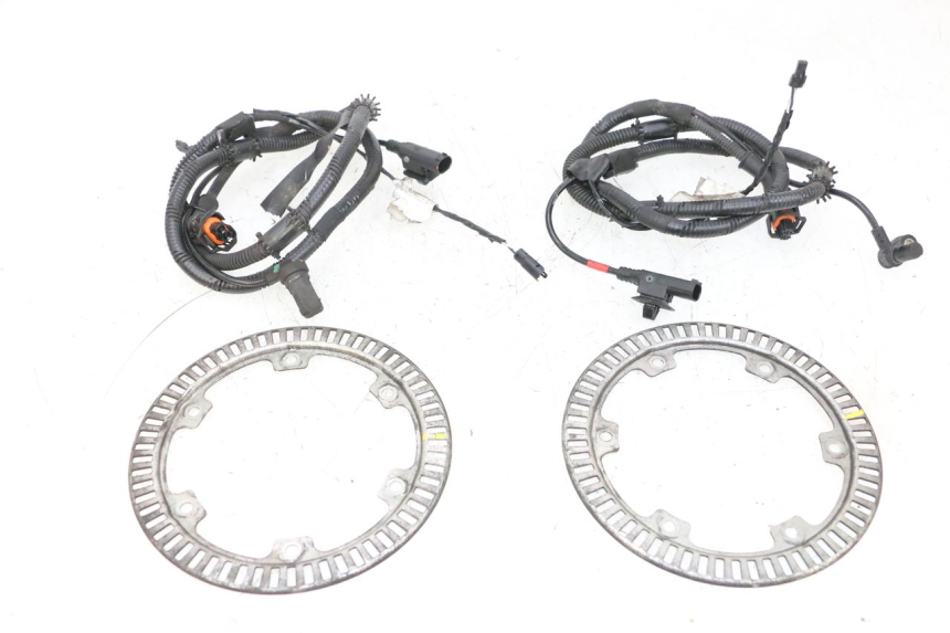 photo de CAPTEUR ABS AVANT PIAGGIO MP3 HPE 300 (2019 - 2026) - Vue principale