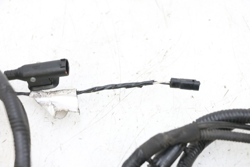 photo de CAPTEUR ABS AVANT PIAGGIO MP3 HPE 300 (2019 - 2026) - Points de fixation