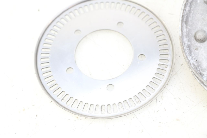 photo de CAPTEUR ABS AVANT PEUGEOT SATELIS COMPRESSOR K15 125 (2006 - 2009) - Points de fixation