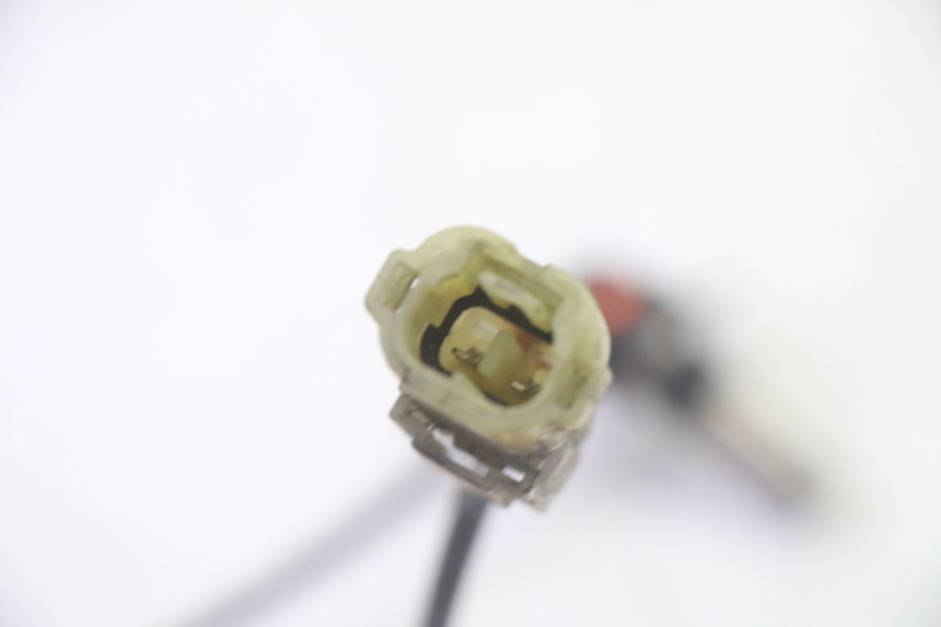 photo de CAPTEUR ABS AVANT PEUGEOT SATELIS 125 (2010 - 2012) - Points de fixation