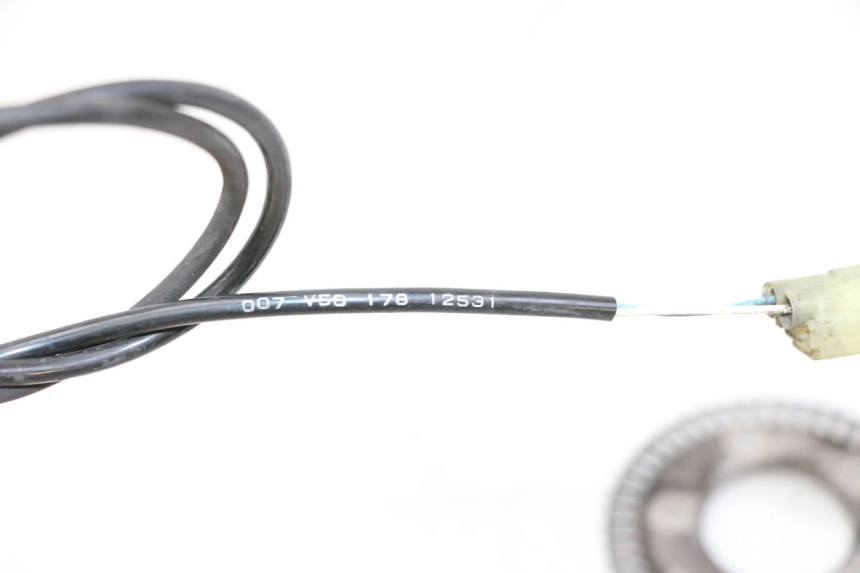 photo de CAPTEUR ABS AVANT PEUGEOT SATELIS 125 (2013 - 2018) - Autre angle de vue