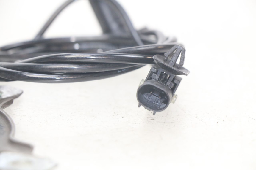 photo de CAPTEUR ABS AVANT APRILIA SRV 850 (2012 - 2017) - Zoom état d’usage