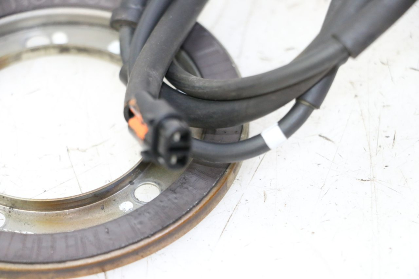 photo de CAPTEUR ABS AVANT YAMAHA X-MAX XMAX 125 (2010 - 2013) - Vue d’ensemble