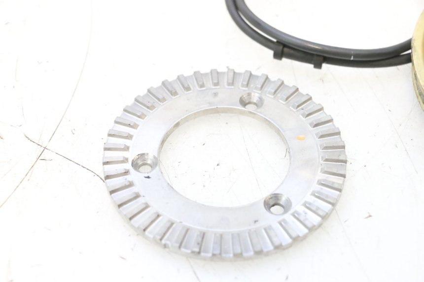 photo de CAPTEUR ABS AVANT YAMAHA XP T-MAX ABS 500 (2005 - 2005) - Détail de la pièce