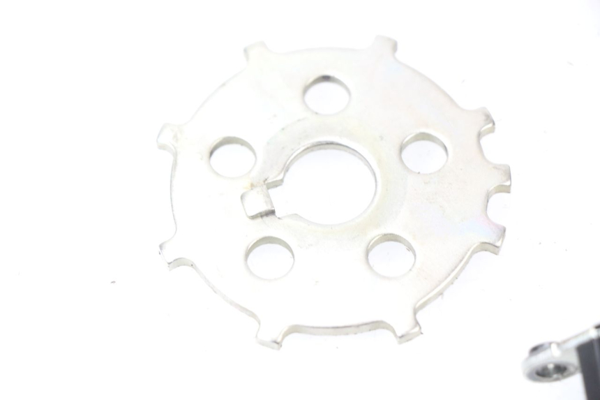 photo de CAPTEUR ALLUMAGE YAMAHA FJR ABS 1300 (2006 - 2012) - Gros plan technique