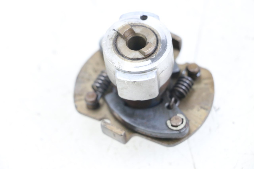 photo de CAPTEUR ALLUMAGE SUZUKI GSX E 250 (1982 - 1983) - Détail de la pièce