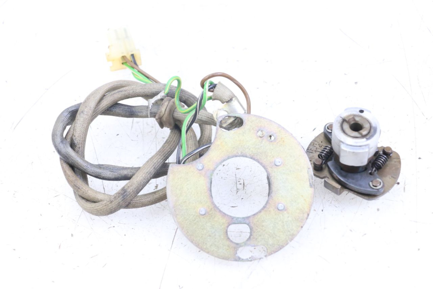 photo de CAPTEUR ALLUMAGE SUZUKI GSX E 250 (1982 - 1983) - Détails caractéristiques