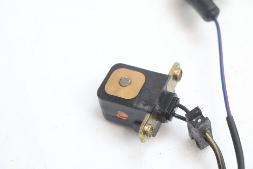 photo de CAPTEUR ALLUMAGE KAWASAKI ZX-6R ZX6R 600 (2000 - 2002) - Autre angle de vue