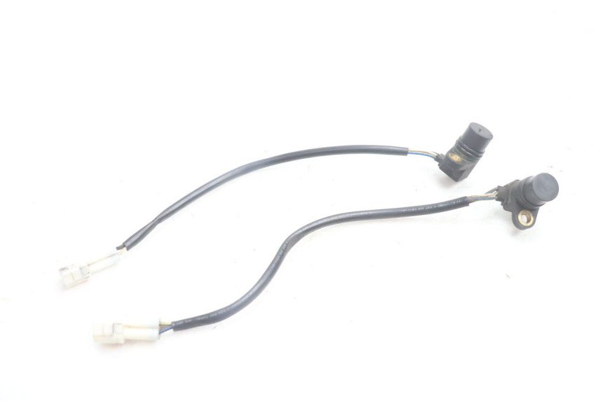 photo de CAPTEUR ARBRE A CAMES YAMAHA FJR 1300 (2001 - 2005) - Autre angle de vue