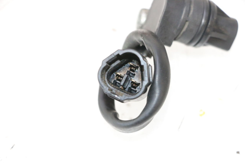 photo de CAPTEUR ARBRE A CAMES YAMAHA FZ8 800 (2010 - 2016) - Détail de la pièce