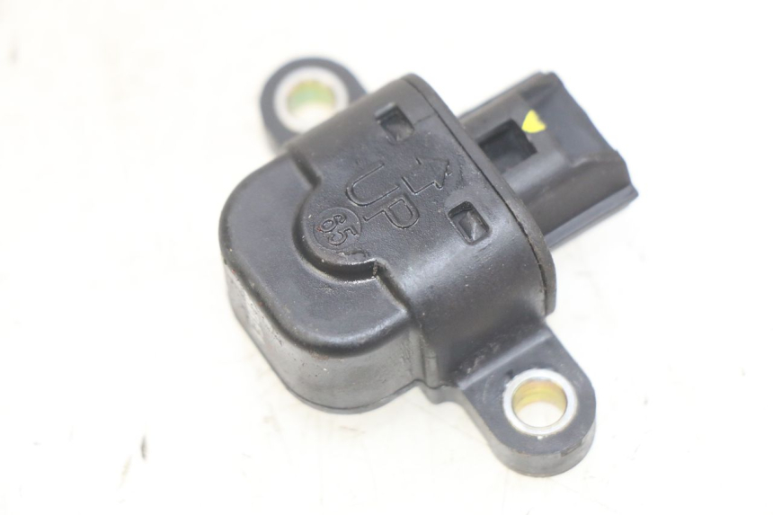 photo de CAPTEUR CHUTE KYMCO DOWNTOWN ABS 125 (2015 - 2017) - Autre angle de vue