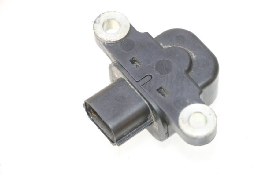 photo de CAPTEUR CHUTE KAWASAKI ER-6 ER6 N 650 (2005 - 2009) - Zoom état d’usage