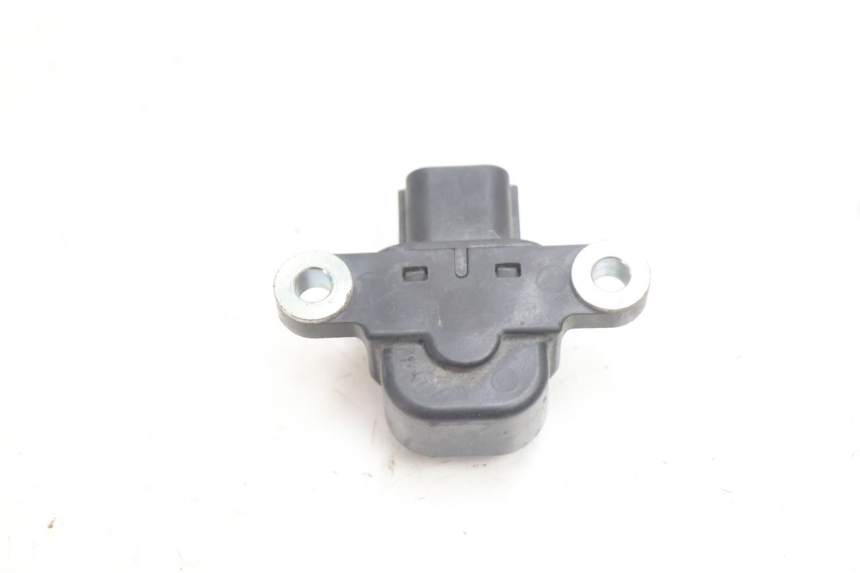 photo de CAPTEUR CHUTE KAWASAKI ER-6 ER6 N 650 (2005 - 2009) - Zoom état d’usage