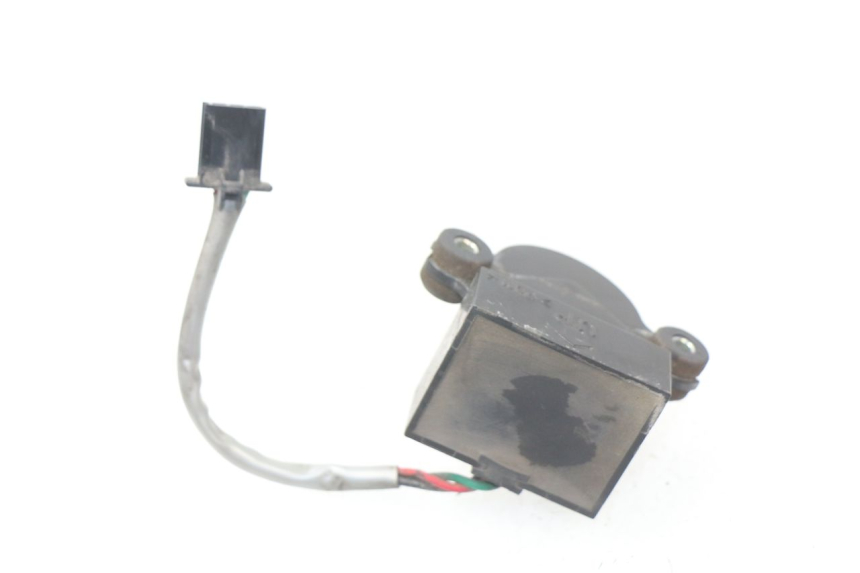 photo de CAPTEUR CHUTE HONDA FES S-WING SWING ABS 125 (2007 - 2015) - Détail de la pièce