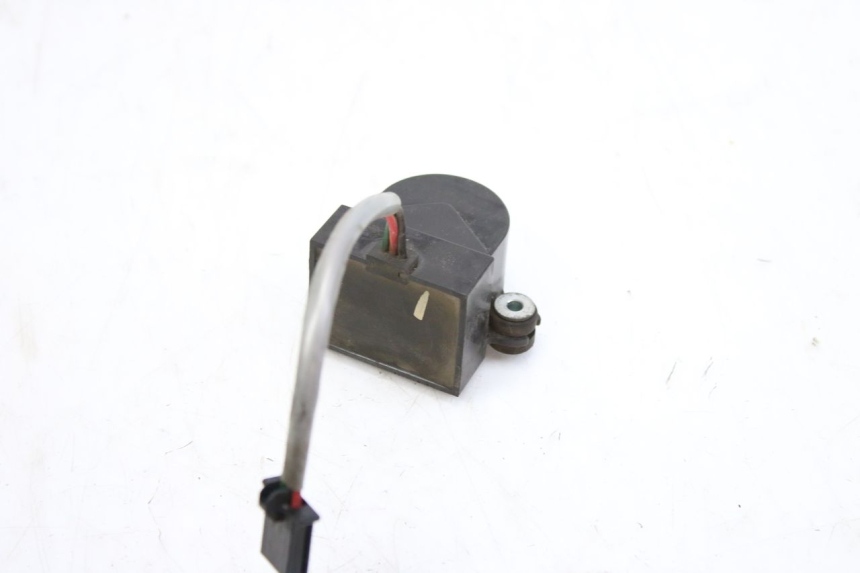 photo de CAPTEUR CHUTE HONDA FES S-WING SWING ABS 125 (2007 - 2015) - Détail de la pièce