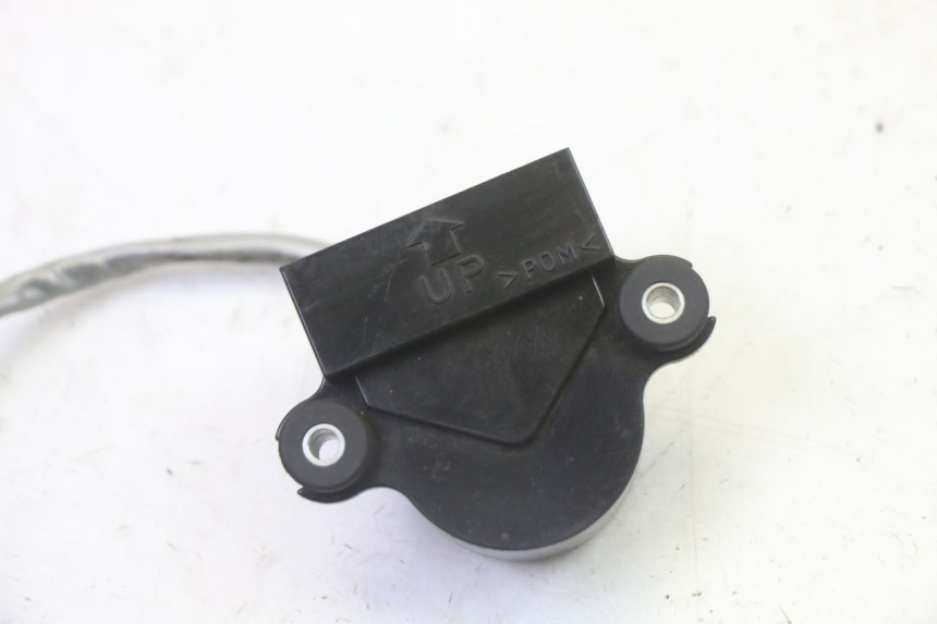 photo de CAPTEUR CHUTE HONDA FES S-WING SWING ABS 125 (2007 - 2015) - Détail de la pièce