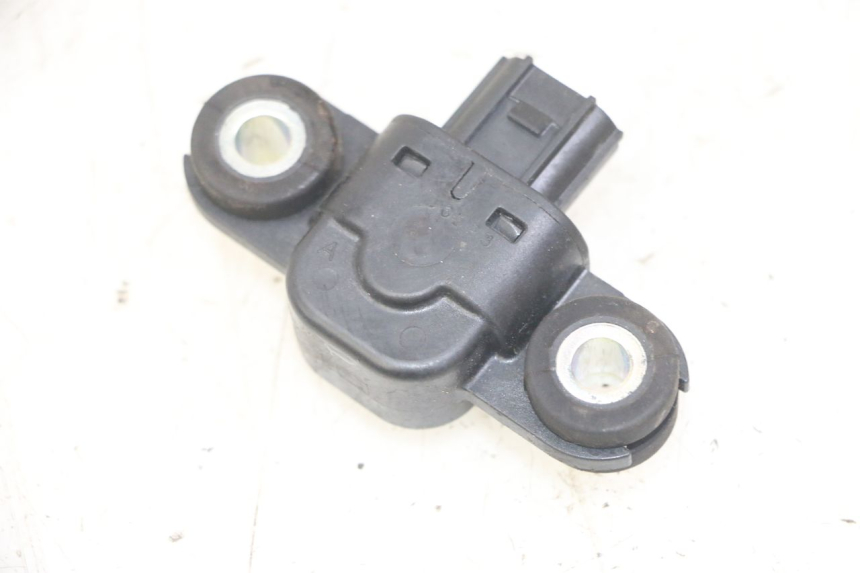 photo de CAPTEUR CHUTE HONDA FORZA ABS 300 (2013 - 2017) - Détail de la pièce
